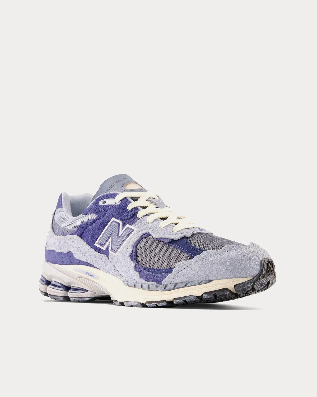 2002r Light Arctic Grey Low Top Sneakers