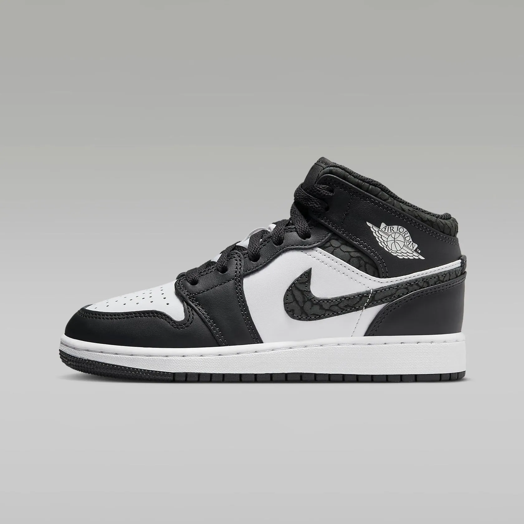 Air Jordan 1 Mid SE Big Kids' Shoes