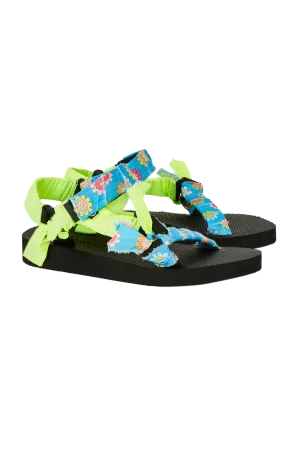 Arizona Love x Mira Mikati’s Green Neon Flowers