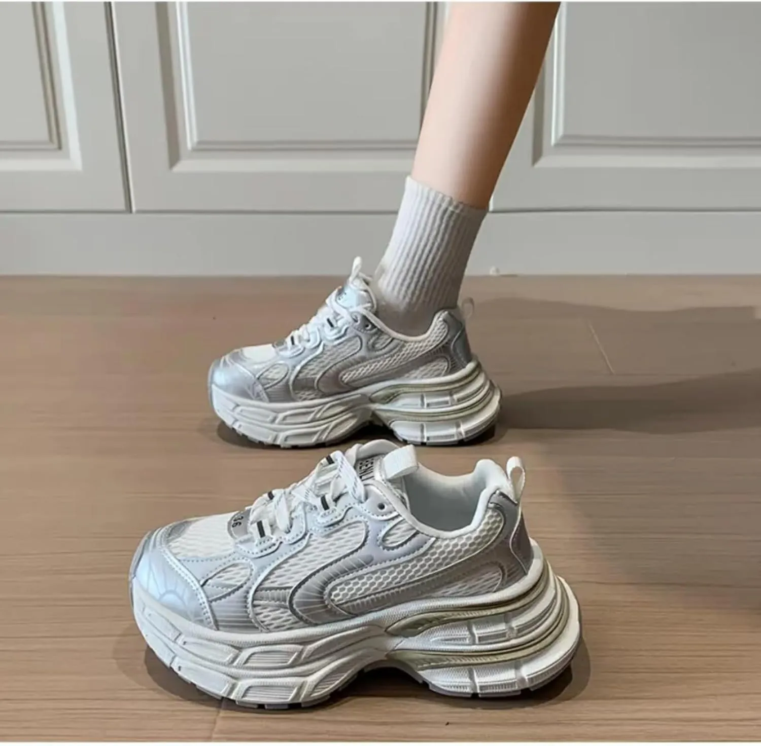 Breathable Chunky Sneakers for Women Fashion Platform Height Gain Sneakers Comfortable Non-Slip Lace Up Casual Walking Dad Shoes