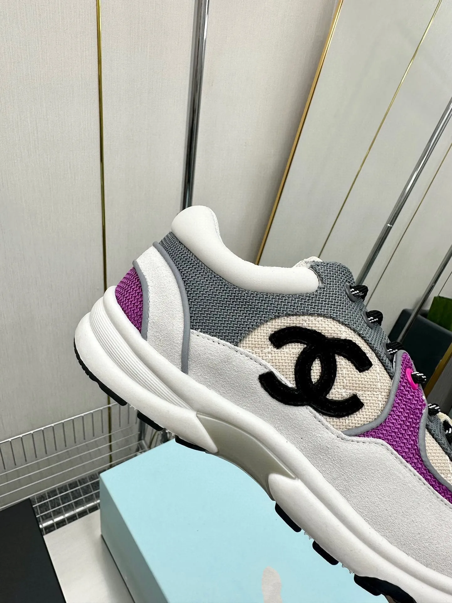 CC LOW TOP TRAINER  SNEAKERS