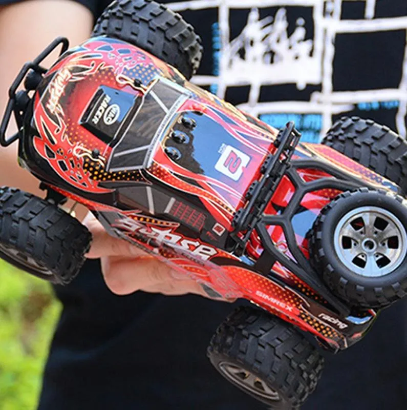 Charging Remote Control Car 2.4g Wireless Remote Control Four-way Cross-country Climbing Car 1:18 Car Model Gray Blue
