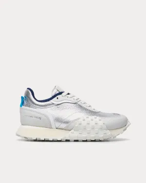 Crease Runner Silver Low Top Sneakers