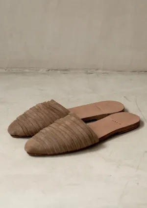 Sloan Suede Slides Nude